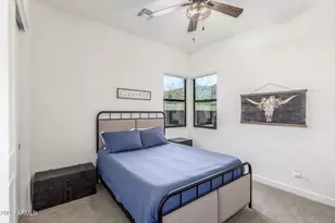 837 E Monte Wy, Phoenix, AZ 85042 - Photo 28