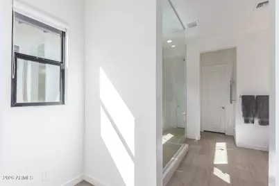 837 E Monte Way, Phoenix, AZ 85042 - Photo 22