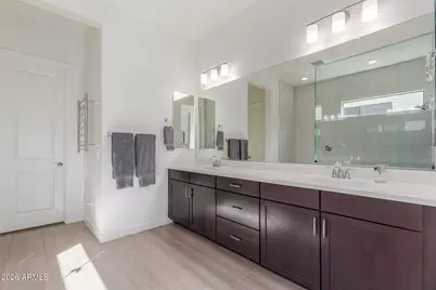 837 E Monte Way, Phoenix, AZ 85042 - Photo 24