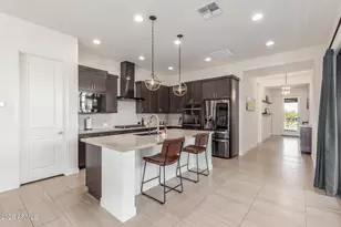 837 E Monte Wy, Phoenix, AZ 85042 - Photo 16