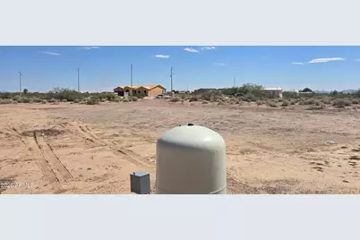 63286 S 333rd Lane #-, Tonopah, AZ 85354 - Photo 4