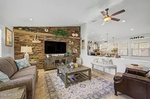 9117 W Tonto Ln, Peoria, AZ 85382 - Photo 6