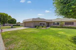 10429 W Hutton Dr, Sun City, AZ 85351 - Photo 6