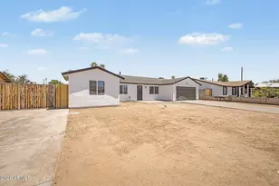 5926 W Hubbell St, Phoenix, AZ 85035 - Photo 2
