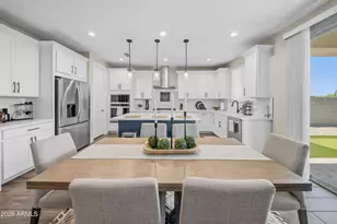 5728 N 107th Ln, Phoenix, AZ 85037 - Photo 8