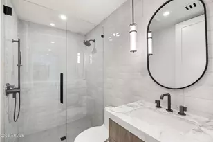 3500 E Lincoln Dr, Phoenix, AZ 85018 - Photo 24