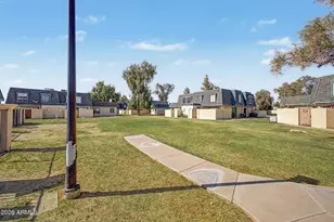 8037 N 32nd Dr, Phoenix, AZ 85051 - Photo 26