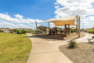 14817 W Gray Fox Trl, Surprise, AZ 85387 - Photo 10