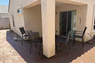 7264 W Cactus Wren Dr, Glendale, AZ 85303 - Photo 6