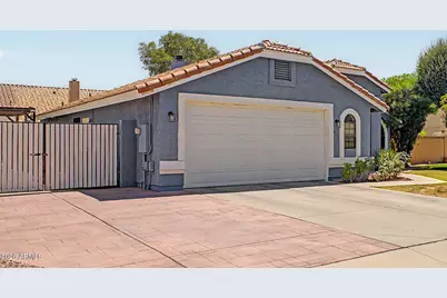407 E Century Avenue, Gilbert, AZ 85296 - Photo 2