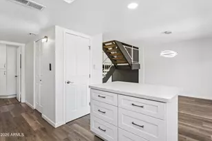 8141 E Vista Dr, Scottsdale, AZ 85250 - Photo 12