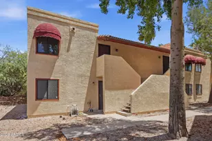 2515 N 52nd St, Phoenix, AZ 85008 - Photo 2