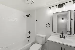 2515 N 52nd St, Phoenix, AZ 85008 - Photo 20