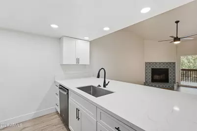 2515 N 52nd Street #208, Phoenix, AZ 85008 - Photo 8