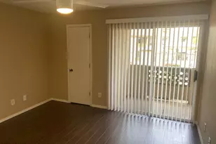 1880 E Morten Ave, Phoenix, AZ 85020 - Photo 10