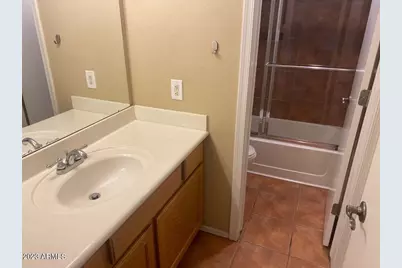 1880 E Morten Avenue #106, Phoenix, AZ 85020 - Photo 12