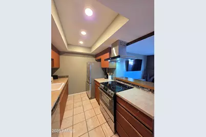 7557 N Dreamy Draw Drive #240, Phoenix, AZ 85020 - Photo 10