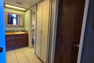 7557 N Dreamy Draw Dr, Phoenix, AZ 85020 - Photo 16