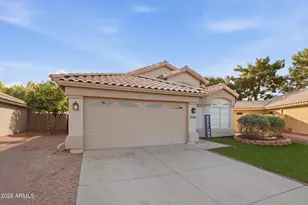 780 N Sycamore Pl, Chandler, AZ 85224 - Photo 4