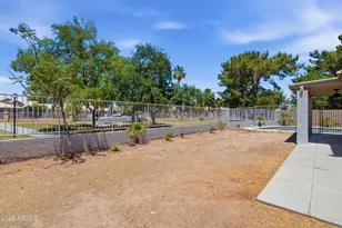780 N Sycamore Pl, Chandler, AZ 85224 - Photo 38