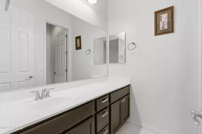 1083 E Holland Park Drive, Gilbert, AZ 85297 - Photo 24