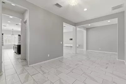 1083 E Holland Park Drive, Gilbert, AZ 85297 - Photo 8