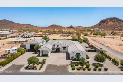 15433 W Dale Lane, Surprise, AZ 85387 - Photo 1