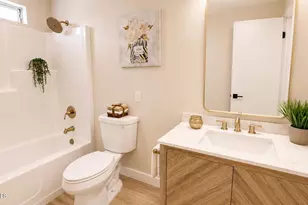 4617 W Echo Ln, Glendale, AZ 85302 - Photo 12