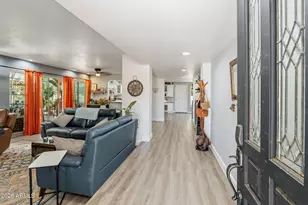 12801 N 15th Ave, Phoenix, AZ 85029 - Photo 2