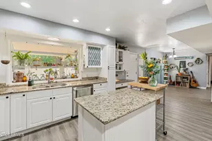 12801 N 15th Ave, Phoenix, AZ 85029 - Photo 14