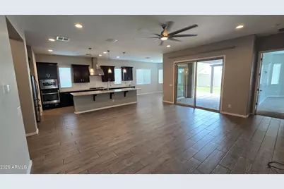 18351 W Mercer Lane, Surprise, AZ 85388 - Photo 12
