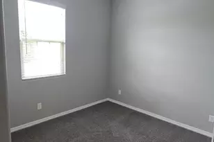 18351 W Mercer Ln, Surprise, AZ 85388 - Photo 10