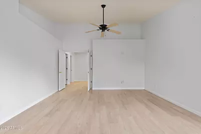 19449 N 36th Way, Phoenix, AZ 85050 - Photo 18