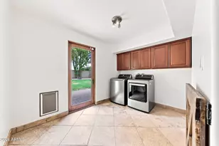 302 W Pine Valley Dr, Phoenix, AZ 85023 - Photo 30