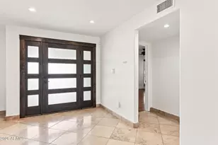 302 W Pine Valley Dr, Phoenix, AZ 85023 - Photo 6