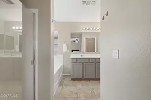 623 S Buena Vista Ave, Gilbert, AZ 85296 - Photo 16