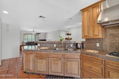 211 E Papago Drive, Tempe, AZ 85288 - Photo 18