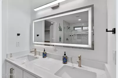 7222 W John Cabot Road, Glendale, AZ 85308 - Photo 30