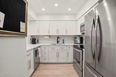 3702 E Monterosa Street #6, Phoenix, AZ 85018 - Photo 6