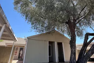 7001 S 41st St, Phoenix, AZ 85042 - Photo 2