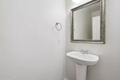 23449 N 21st Place, Phoenix, AZ 85024 - Photo 34