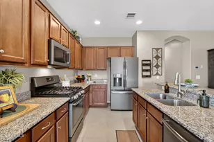 950 W Sisso Tree Ave, San Tan Valley, AZ 85140 - Photo 14