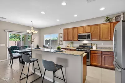 950 W Sisso Tree Avenue, San Tan Valley, AZ 85140 - Photo 10