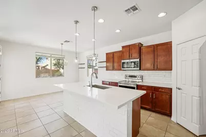 7326 N 89th Lane, Glendale, AZ 85305 - Photo 6