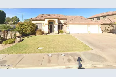 664 W Juanita Avenue, Gilbert, AZ 85233 - Photo 1