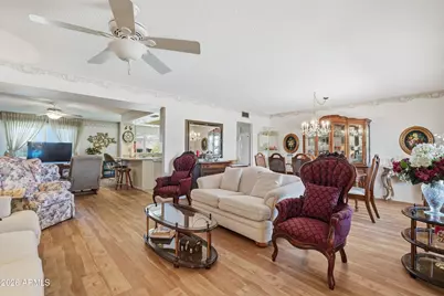 9807 W Mockingbird Drive, Sun City, AZ 85373 - Photo 4