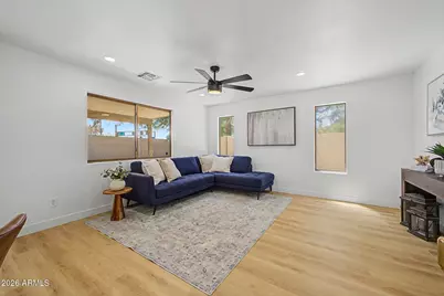 302 N 166th Lane, Goodyear, AZ 85338 - Photo 12