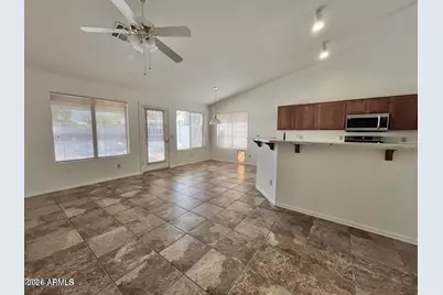 22014 N 73rd Lane, Glendale, AZ 85310 - Photo 4