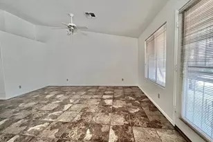 22014 N 73rd Ln, Glendale, AZ 85310 - Photo 6