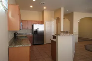 8860 W Frier Dr, Glendale, AZ 85305 - Photo 6